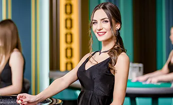 Đội ngũ hỗ trợ khách hàng 24/7 của pg66 win